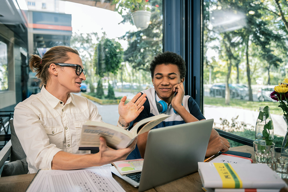 Teen with ADHD receiving academic support during recovery